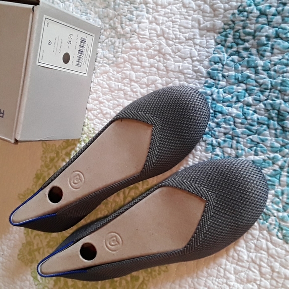 Rothy's Shoes - BNIB Rothy's Charcoal Flats, size 5.5
